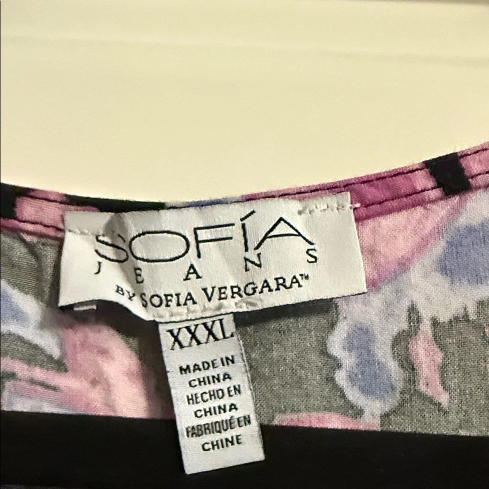 Sofia by Sofia Vergara Pink and Black Patterned Blouse - Picture 4 of 6